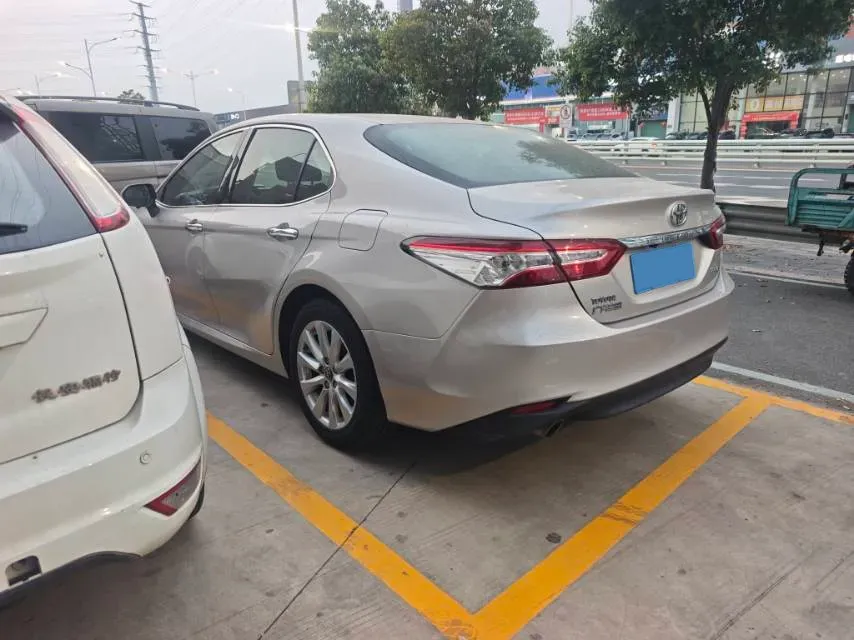 2018 Toyota Camry 2.0L 169HP L4 6AT,autocango,china used car exporter,china ev exporter,chinese used car exporter,chinese used ev exporter