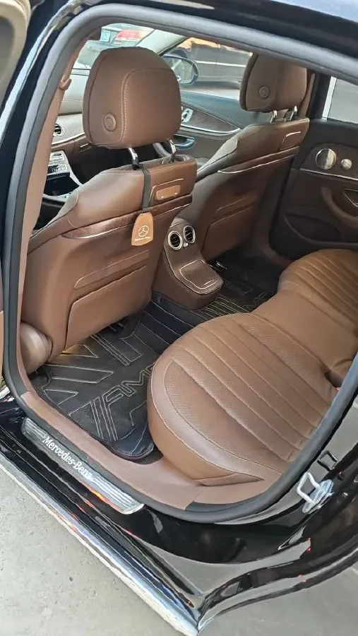 2021 Mercedes-Benz E Class 2.0T 258HP L4 9AT,autocango,china used car exporter,china ev exporter,chinese used car exporter,chinese used ev exporter