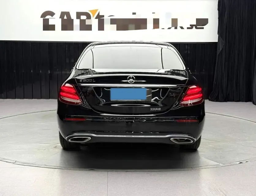2021 Mercedes-Benz E Class 2.0T 258HP L4 9AT,autocango,china used car exporter,china ev exporter,chinese used car exporter,chinese used ev exporter