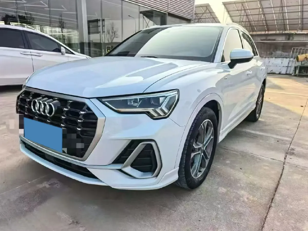 2021 Audi Q3 1.4T 150HP L4 7DCT,autocango,china used car exporter,china ev exporter,chinese used car exporter,chinese used ev exporter