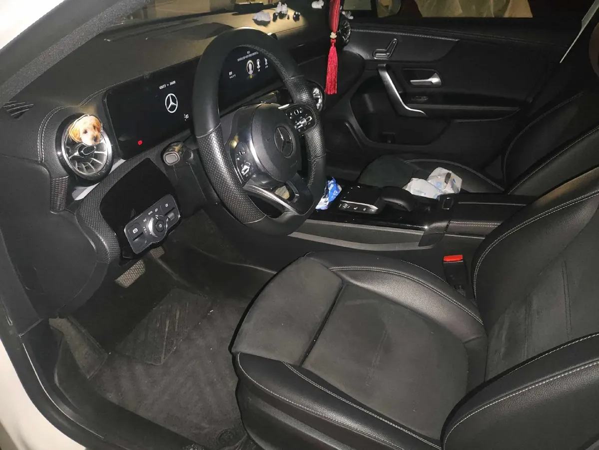 2022 Mercedes-Benz A Class 1.3T 163HP L4 7DCT,autocango,china used car exporter,china ev exporter,chinese used car exporter,chinese used ev exporter