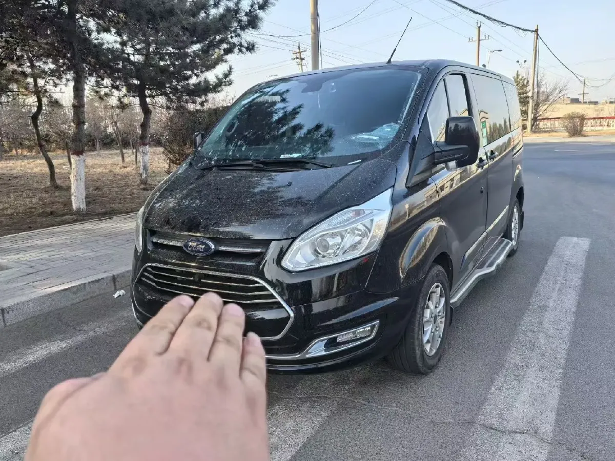 2020 Ford Tourneo 2.0T 203HP L4 6AT,autocango,china used car exporter,china ev exporter,chinese used car exporter,chinese used ev exporter