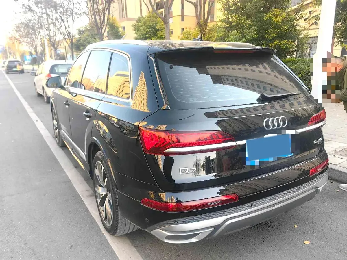 2023 Audi Q7 3.0T 340HP V6 8AT,autocango,china used car exporter,china ev exporter,chinese used car exporter,chinese used ev exporter