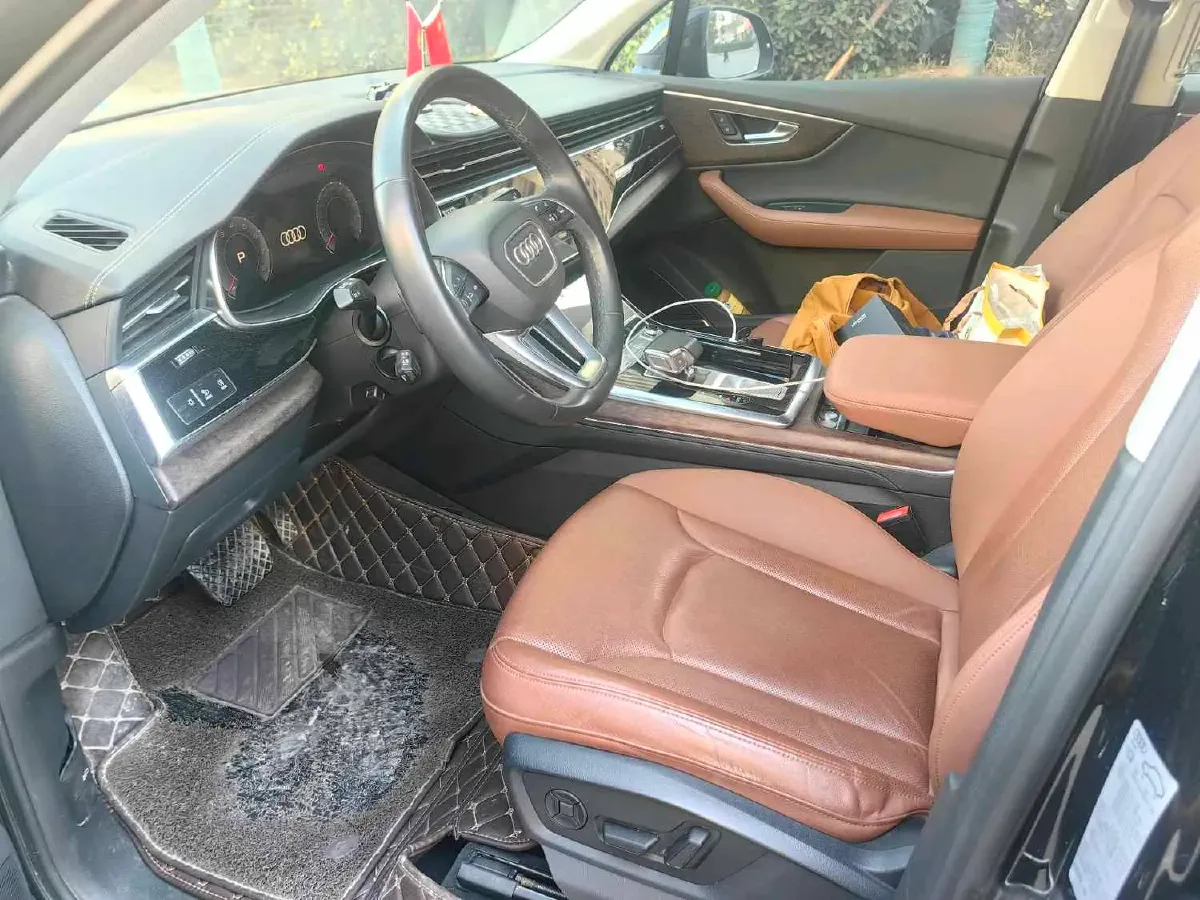 2023 Audi Q7 3.0T 340HP V6 8AT,autocango,china used car exporter,china ev exporter,chinese used car exporter,chinese used ev exporter