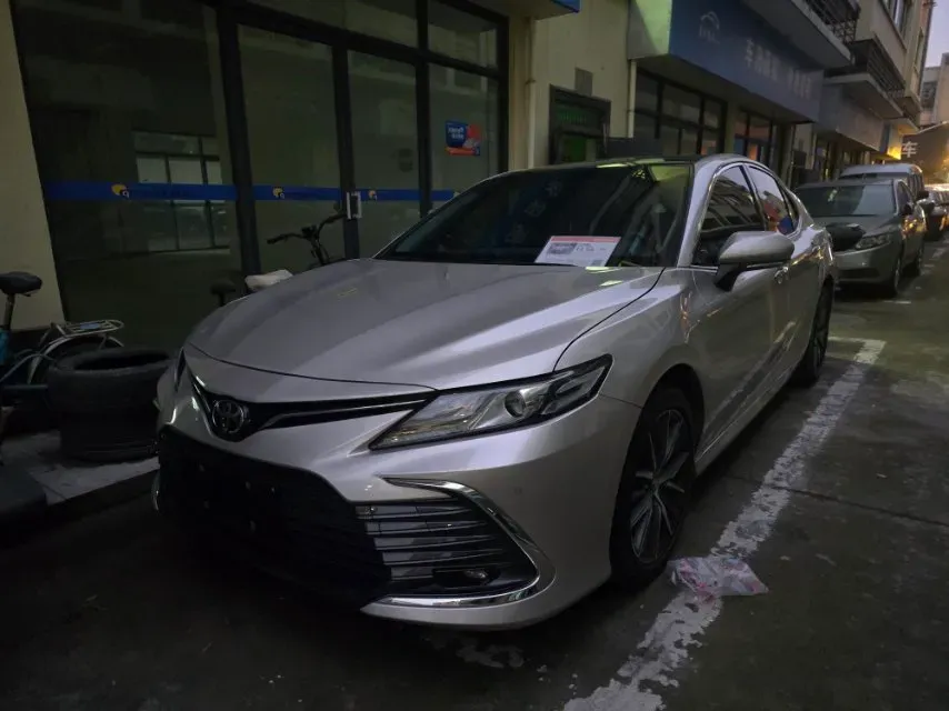 2021 Toyota Camry 2.5L 209HP L4 8AT,autocango,china used car exporter,china ev exporter,chinese used car exporter,chinese used ev exporter