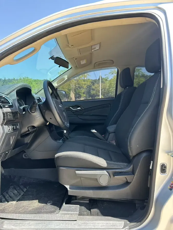 2020 Isuzu Mu-X 1.9T 166HP L4 6AT,autocango,china used car exporter,china ev exporter,chinese used car exporter,chinese used ev exporter