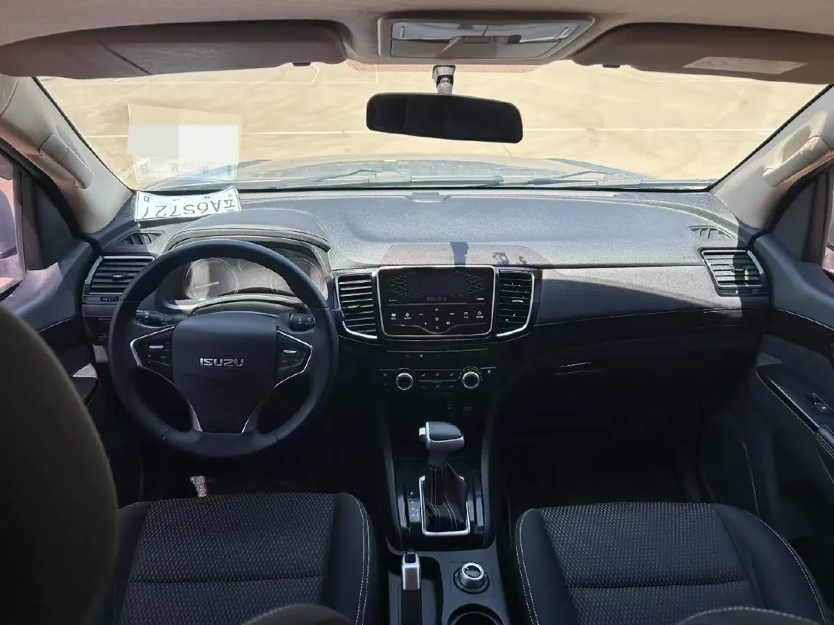 2020 Isuzu Mu-X 1.9T 166HP L4 6AT,autocango,china used car exporter,china ev exporter,chinese used car exporter,chinese used ev exporter