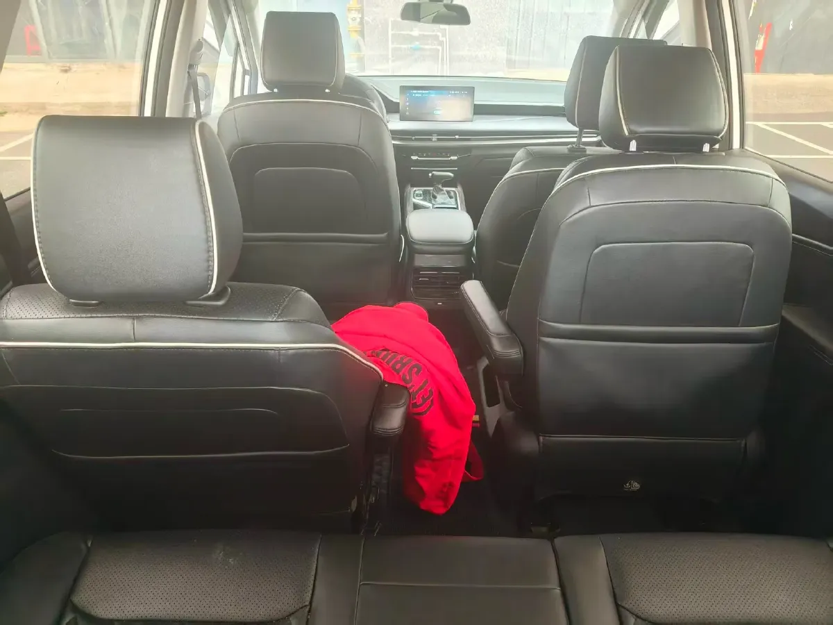 2022 Venucia T60 1.6L 126HP L4 CVT,autocango,china used car exporter,china ev exporter,chinese used car exporter,chinese used ev exporter