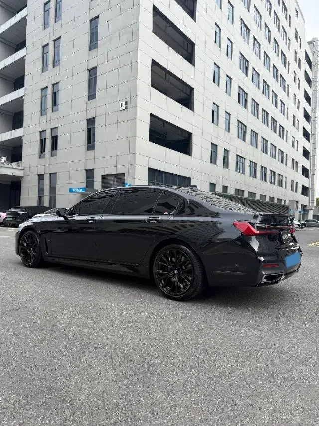 2019 BMW 7 Series 3.0T 340HP L6 8AT,autocango,china used car exporter,china ev exporter,chinese used car exporter,chinese used ev exporter