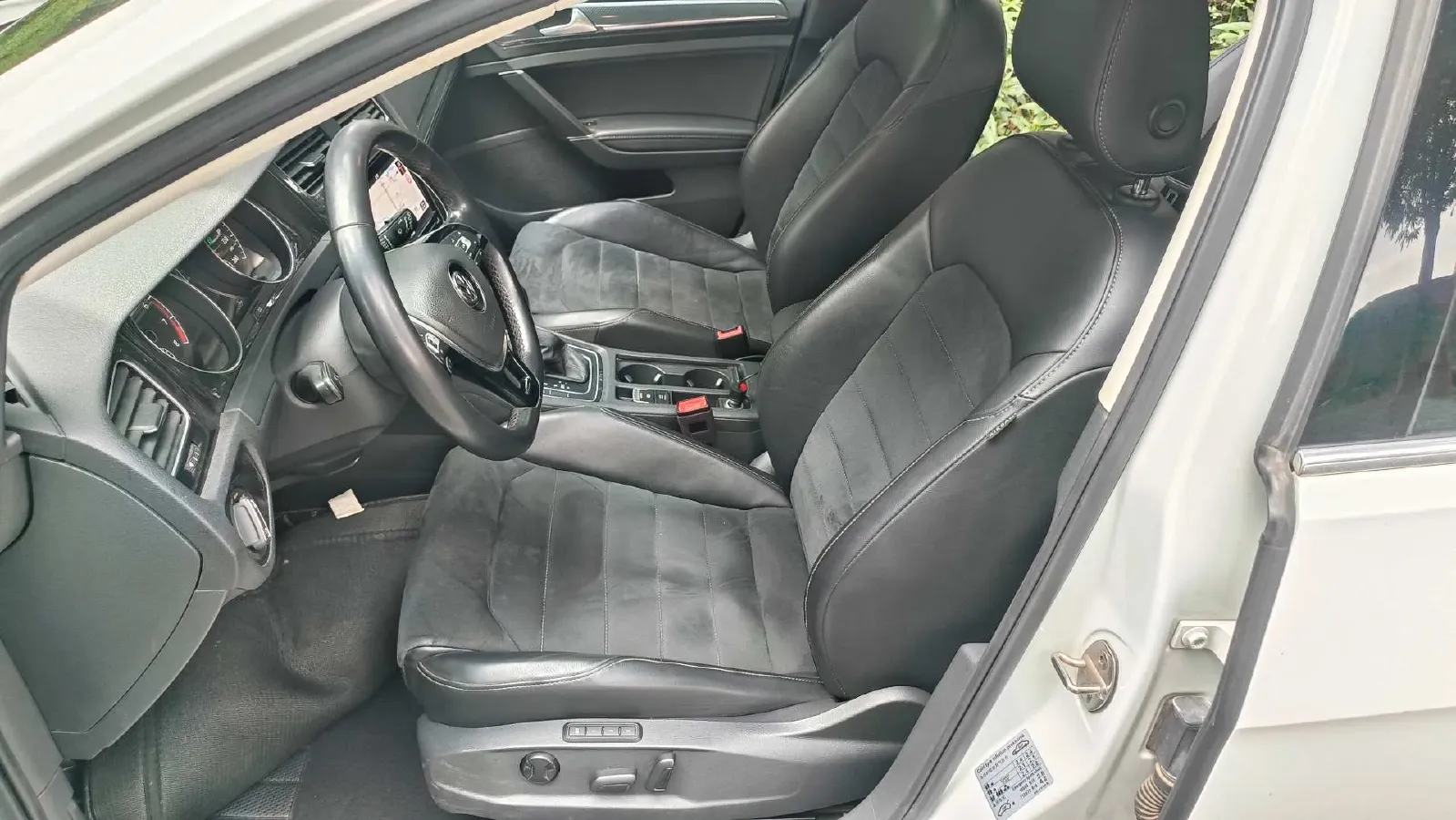 2019 Volkswagen Golf 1.4T 150HP L4 7DCT,autocango,china used car exporter,china ev exporter,chinese used car exporter,chinese used ev exporter