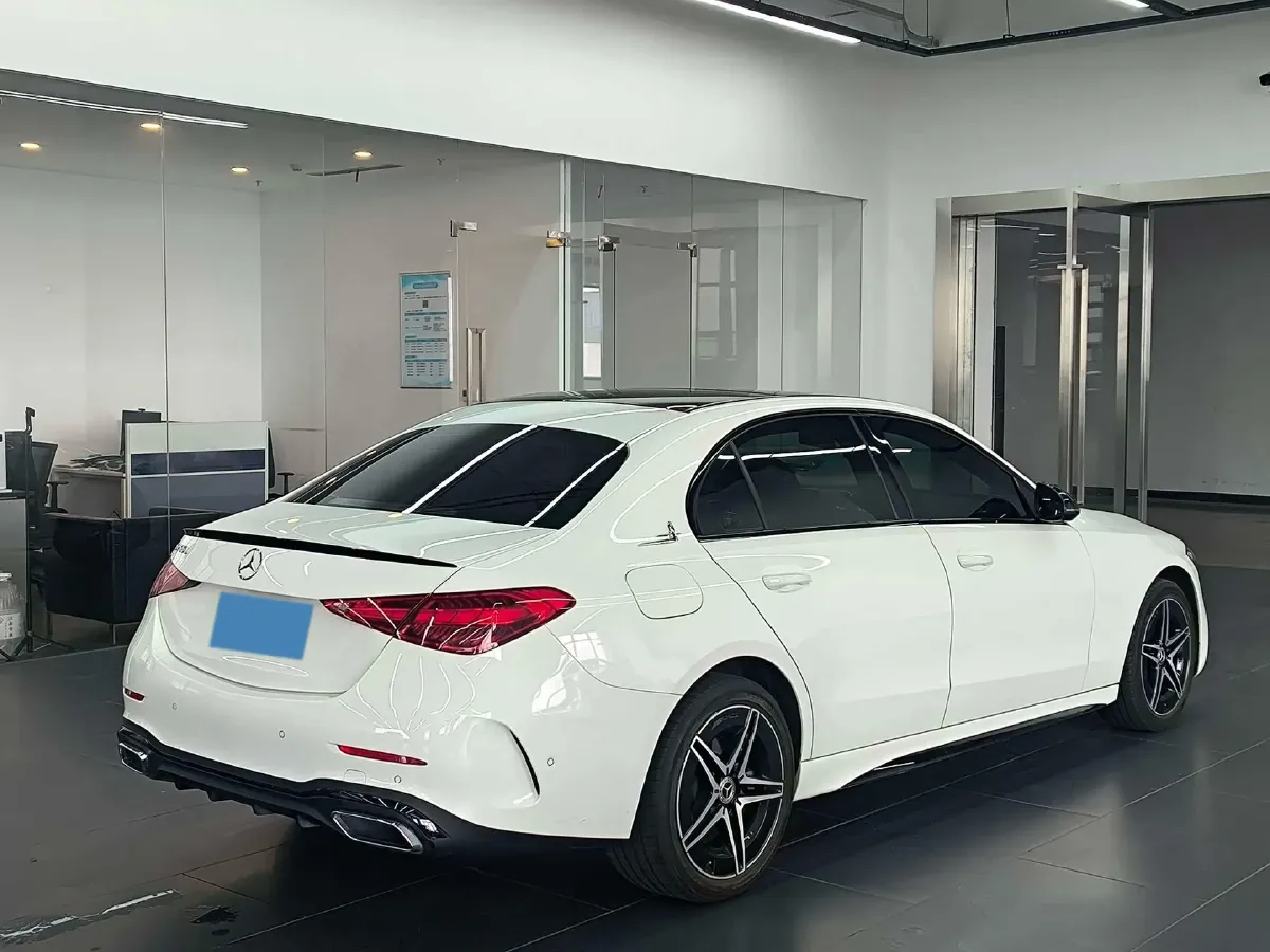 2024 Mercedes-Benz C Class 1.5T 204HP L4 9AT,autocango,china used car exporter,china ev exporter,chinese used car exporter,chinese used ev exporter