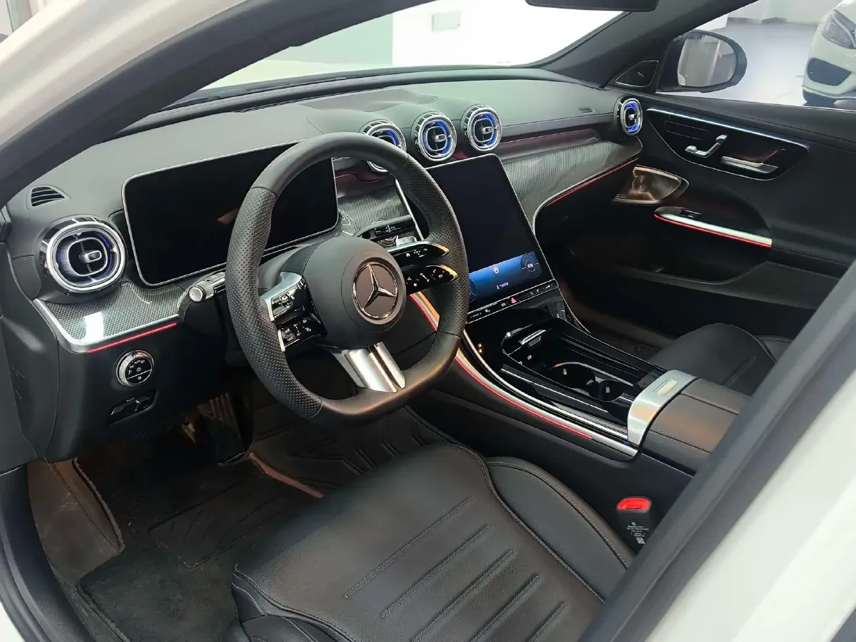 2024 Mercedes-Benz C Class 1.5T 204HP L4 9AT,autocango,china used car exporter,china ev exporter,chinese used car exporter,chinese used ev exporter