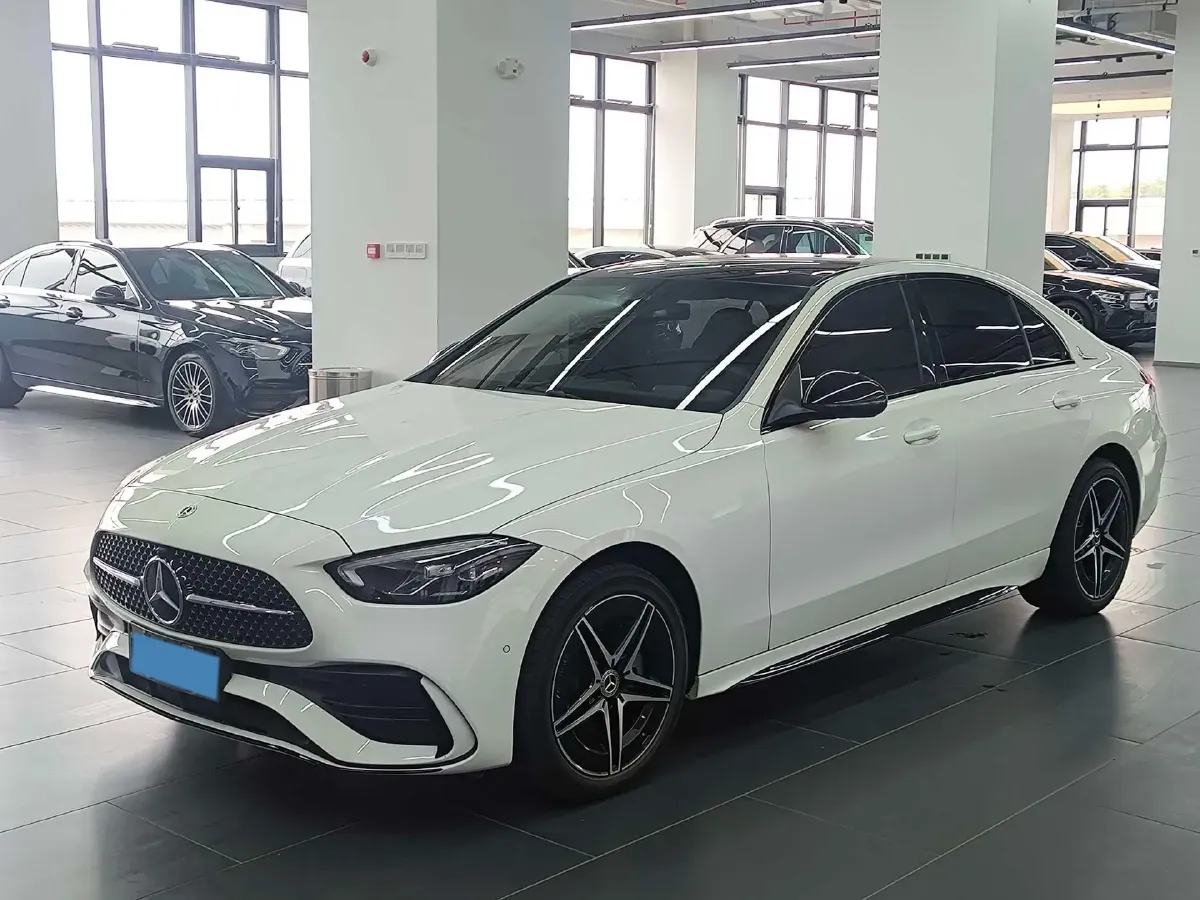 2024 Mercedes-Benz C Class 1.5T 204HP L4 9AT,autocango,china used car exporter,china ev exporter,chinese used car exporter,chinese used ev exporter