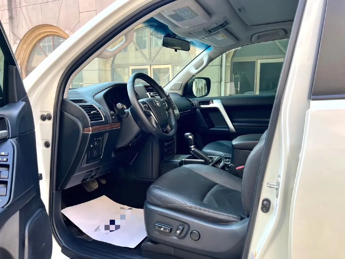 2018 Toyota Land Cruiser Prado 3.5L 280HP V6 6AT,autocango,china used car exporter,china ev exporter,chinese used car exporter,chinese used ev exporter