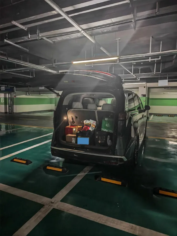 2022 HongQi HS7 3.0T 337HP V6 8AT,autocango,china used car exporter,china ev exporter,chinese used car exporter,chinese used ev exporter