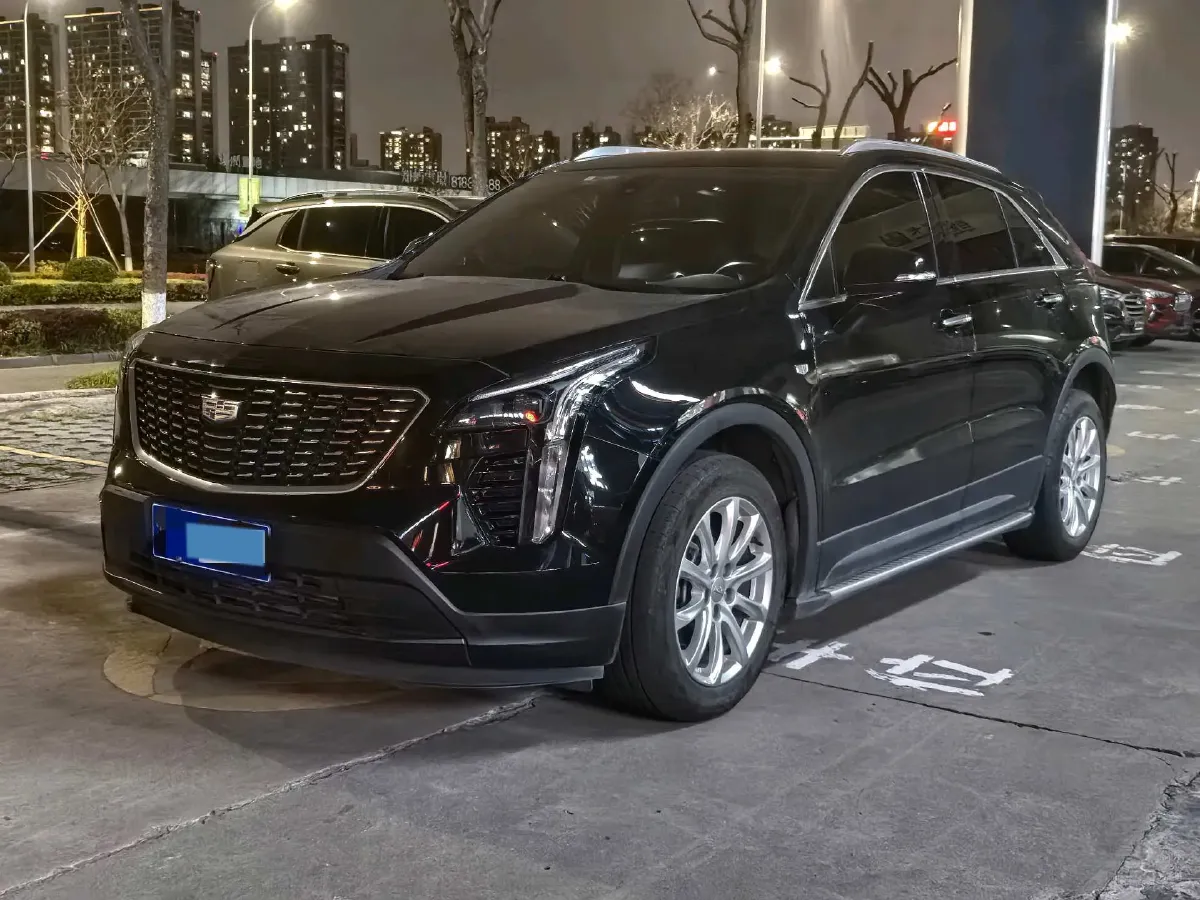 2022 Cadillac XT4 2.0T 237HP L4 9AT,autocango,china used car exporter,china ev exporter,chinese used car exporter,chinese used ev exporter