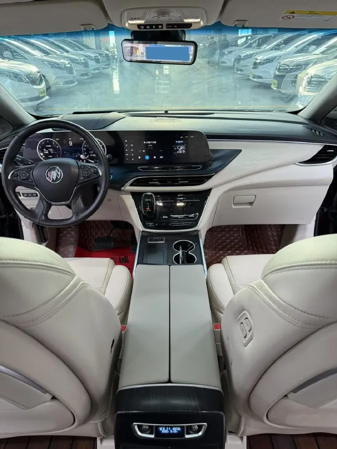 2022 Buick GL8 2.0T 237HP L4 9AT,autocango,china used car exporter,china ev exporter,chinese used car exporter,chinese used ev exporter