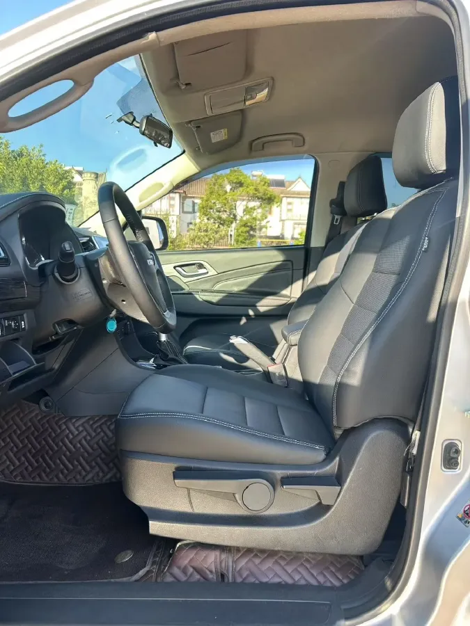 2020 Isuzu Mu-X 1.9T 166HP L4 6AT,autocango,china used car exporter,china ev exporter,chinese used car exporter,chinese used ev exporter