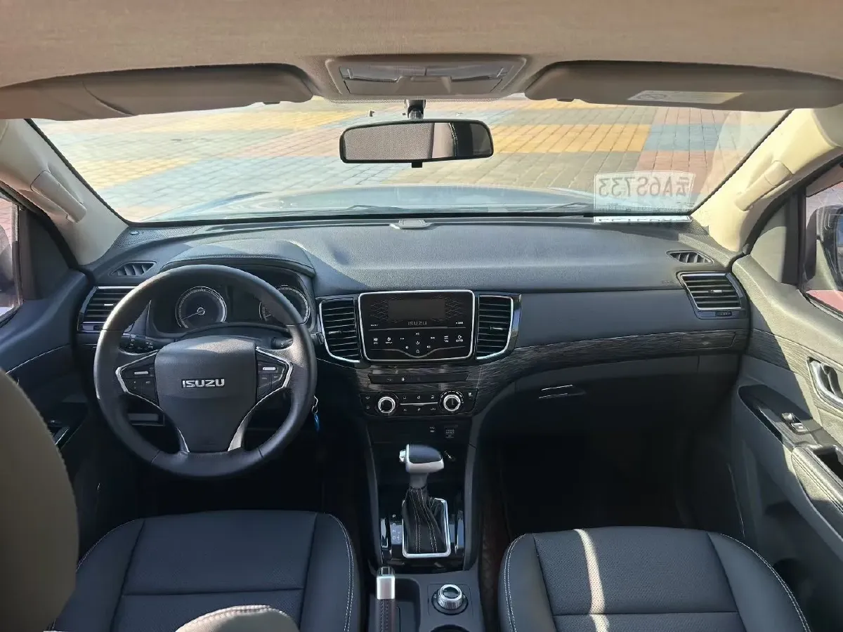 2020 Isuzu Mu-X 1.9T 166HP L4 6AT,autocango,china used car exporter,china ev exporter,chinese used car exporter,chinese used ev exporter