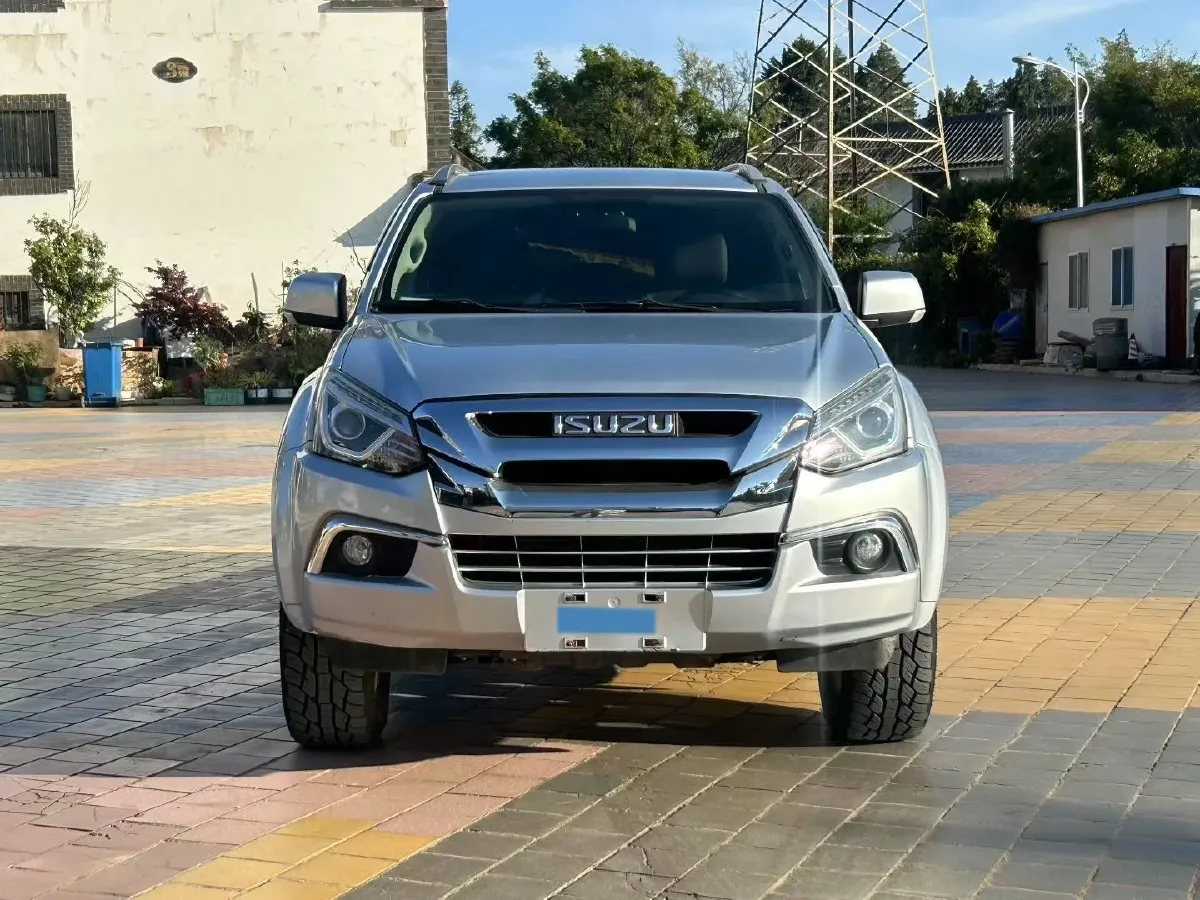 2020 Isuzu Mu-X 1.9T 166HP L4 6AT,autocango,china used car exporter,china ev exporter,chinese used car exporter,chinese used ev exporter