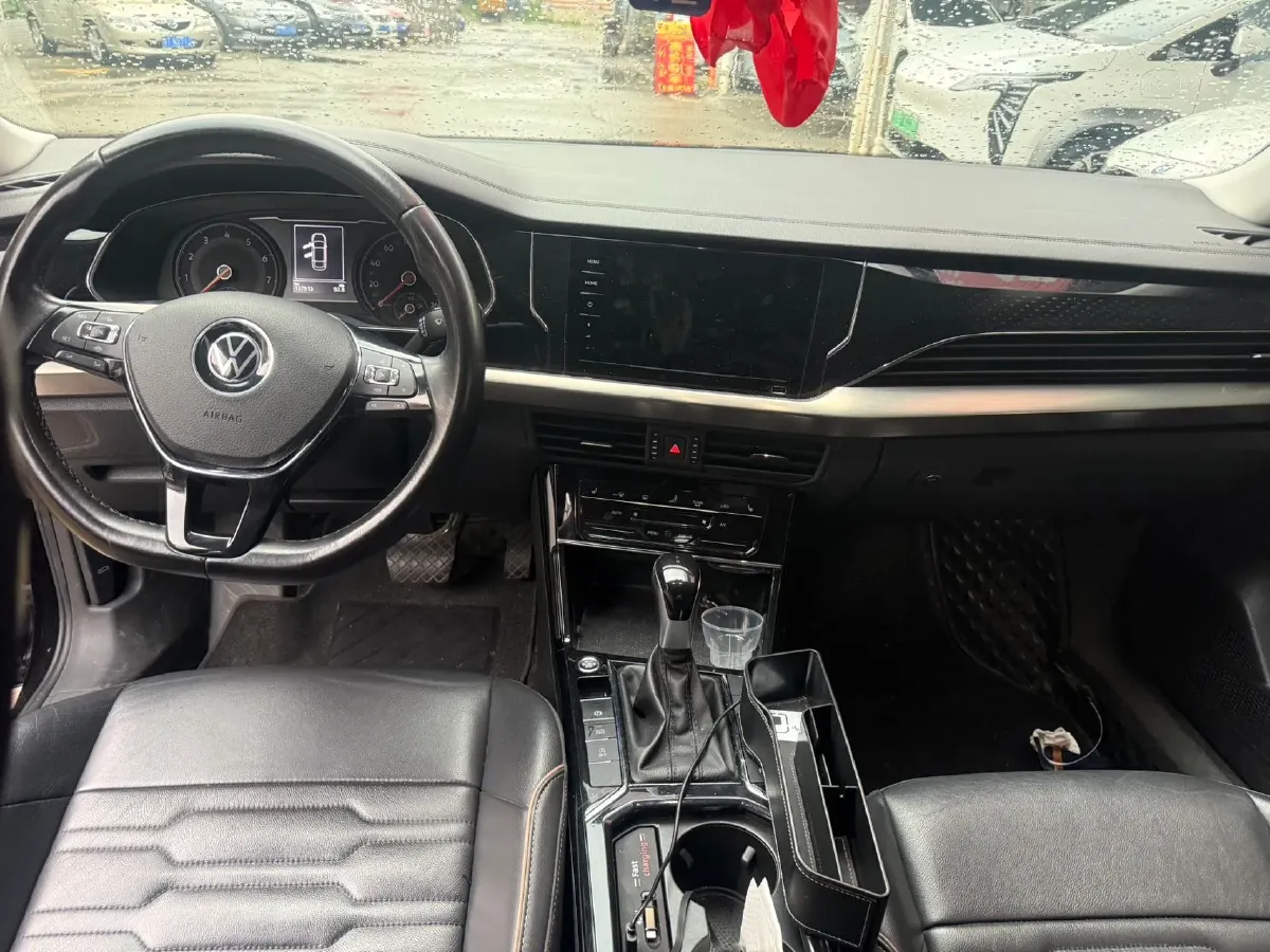 2021 Volkswagen Passat 1.4T 150HP L4 7DCT,autocango,china used car exporter,china ev exporter,chinese used car exporter,chinese used ev exporter