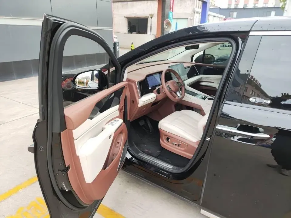2025 BYD Xia 1.5T 156HP L4 E-CVT PHEV 36.6KWH,autocango,china used car exporter,china ev exporter,chinese used car exporter,chinese used ev exporter