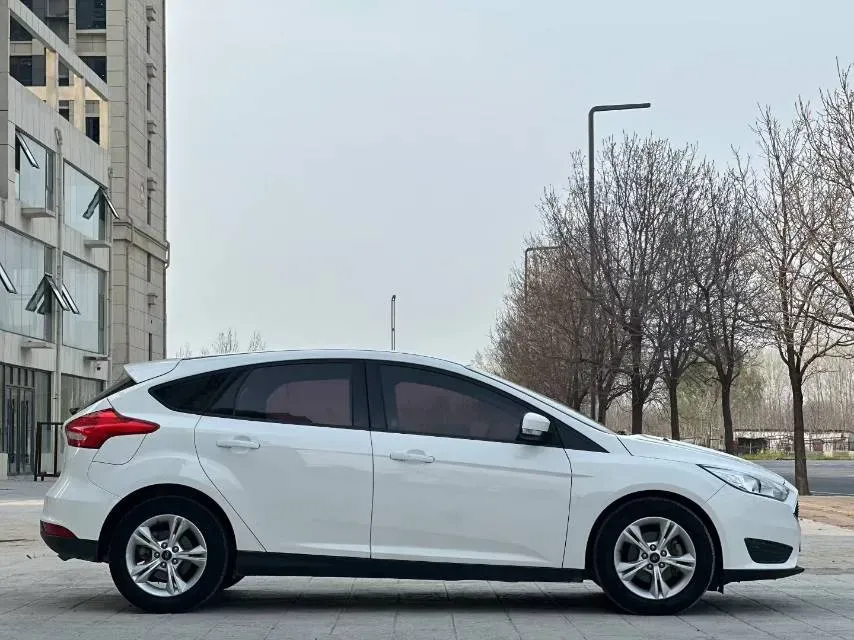 2018 Ford Focus 1.6L 125HP L4 6DCT,autocango,china used car exporter,china ev exporter,chinese used car exporter,chinese used ev exporter