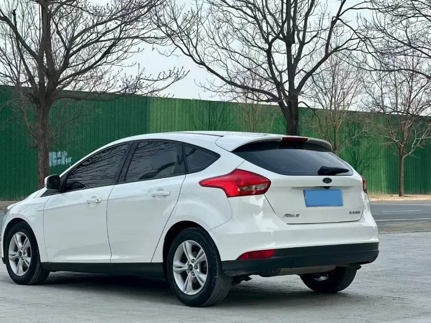 2018 Ford Focus 1.6L 125HP L4 6DCT,autocango,china used car exporter,china ev exporter,chinese used car exporter,chinese used ev exporter