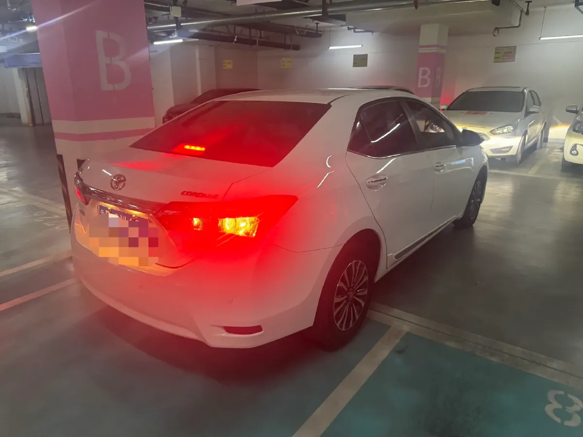 2017 Toyota Corolla 1.2T 116HP L4 CVT,autocango,china used car exporter,china ev exporter,chinese used car exporter,chinese used ev exporter