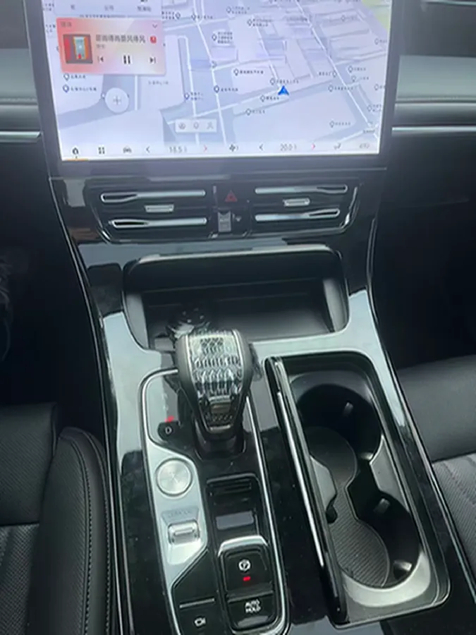 2024 GAC Trumpchi M8 2.0T 252HP L4 8AT,autocango,china used car exporter,china ev exporter,chinese used car exporter,chinese used ev exporter