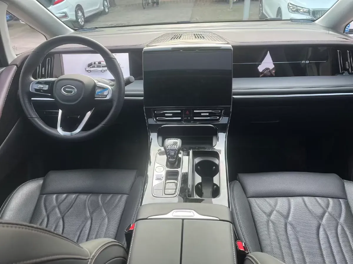 2024 GAC Trumpchi M8 2.0T 252HP L4 8AT,autocango,china used car exporter,china ev exporter,chinese used car exporter,chinese used ev exporter