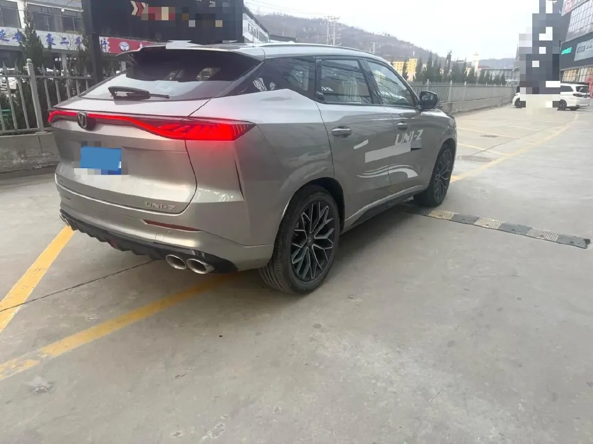2025 ChangAn UNI-Z 1.5T 188HP L4 7DCT,autocango,china used car exporter,china ev exporter,chinese used car exporter,chinese used ev exporter