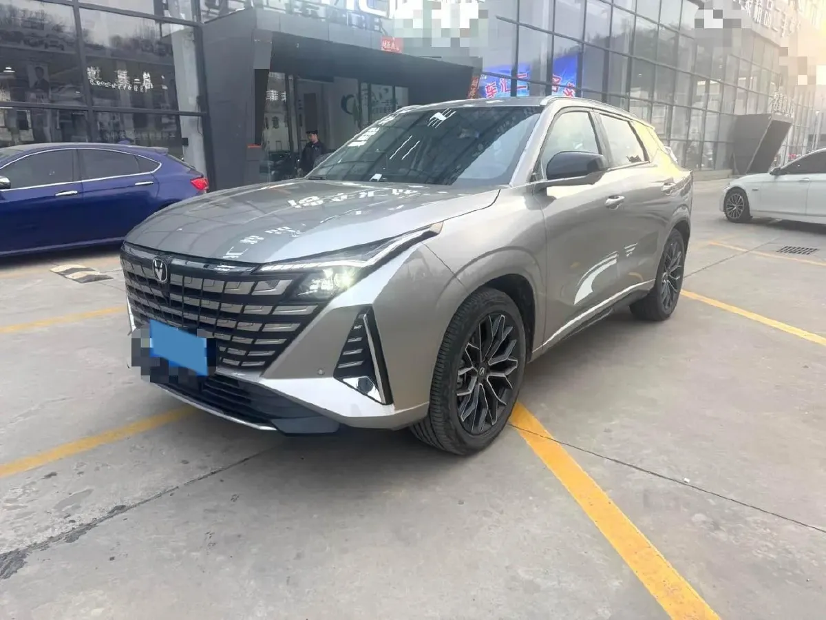 2025 ChangAn UNI-Z 1.5T 188HP L4 7DCT,autocango,china used car exporter,china ev exporter,chinese used car exporter,chinese used ev exporter