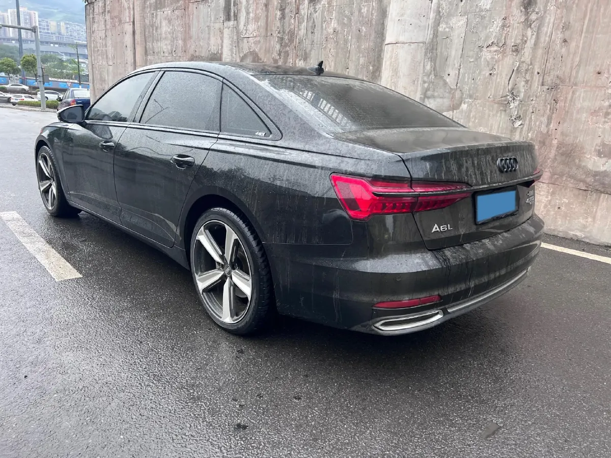 2021 Audi A6L 2.0T 224HP L4 7DCT,autocango,china used car exporter,china ev exporter,chinese used car exporter,chinese used ev exporter