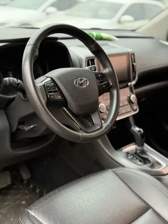 2018 Hyundai ix35 2.0L 160HP L4 6AT,autocango,china used car exporter,china ev exporter,chinese used car exporter,chinese used ev exporter