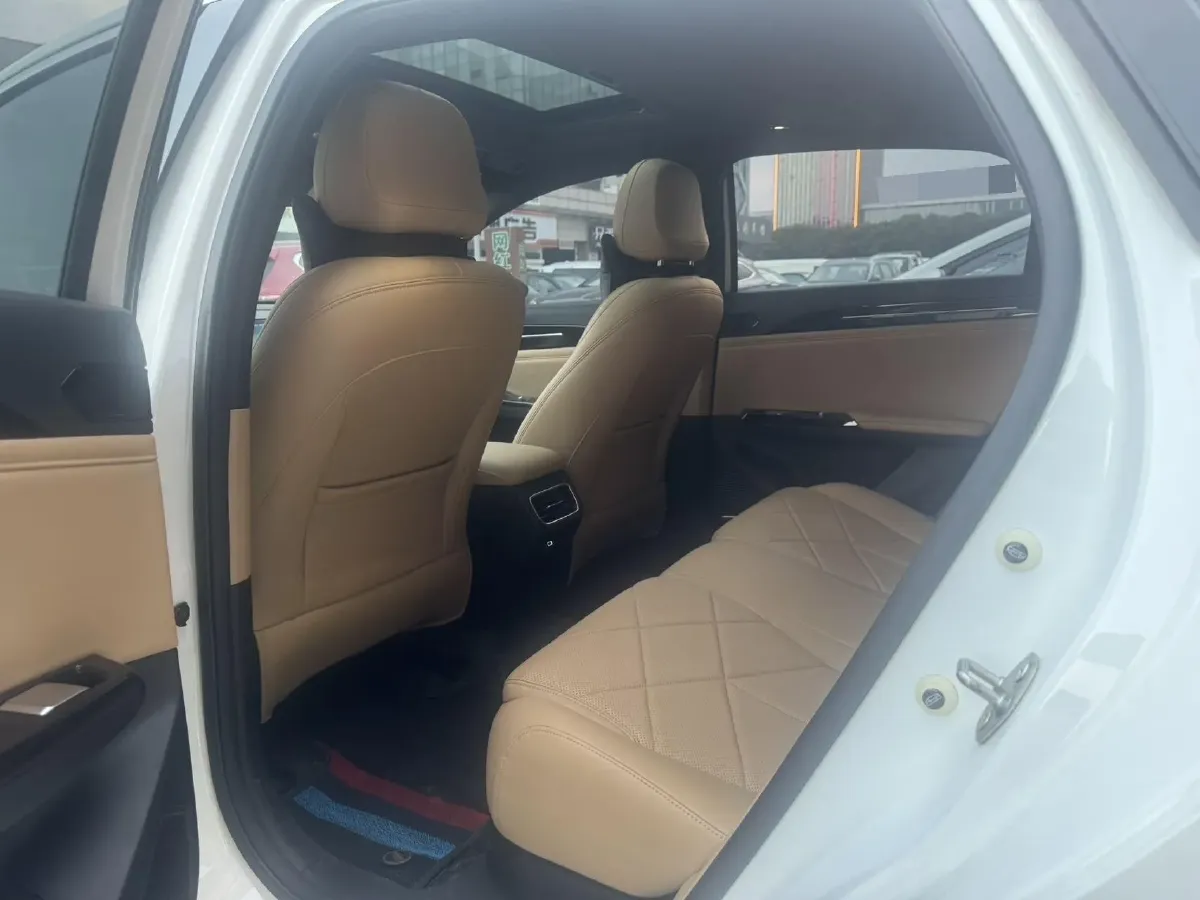 2023 Geely Galaxy L6 1.5T 163HP L4 3DHT PHEV,autocango,china used car exporter,china ev exporter,chinese used car exporter,chinese used ev exporter