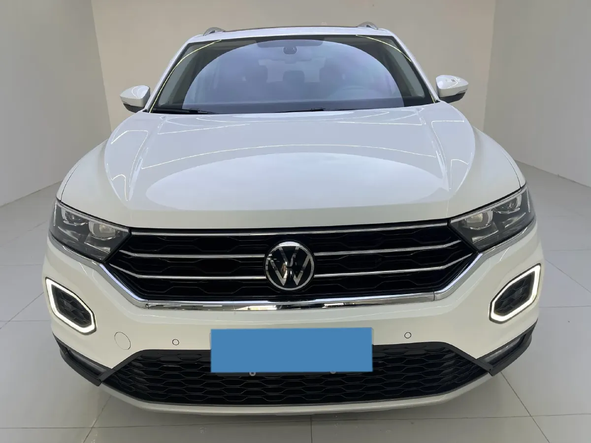 2022 Volkswagen T-Roc 1.4T 150HP L4 7DCT,autocango,china used car exporter,china ev exporter,chinese used car exporter,chinese used ev exporter