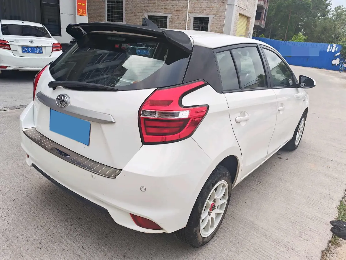 2017 Toyota Yaris L 1.5L 107HP L4 CVT,autocango,china used car exporter,china ev exporter,chinese used car exporter,chinese used ev exporter