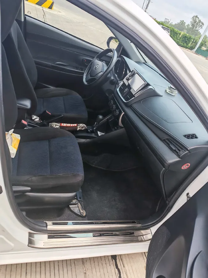 2017 Toyota Yaris L 1.5L 107HP L4 CVT,autocango,china used car exporter,china ev exporter,chinese used car exporter,chinese used ev exporter