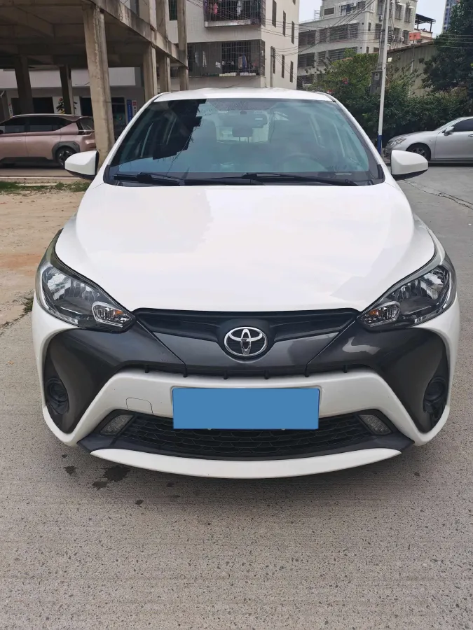 2017 Toyota Yaris L 1.5L 107HP L4 CVT,autocango,china used car exporter,china ev exporter,chinese used car exporter,chinese used ev exporter