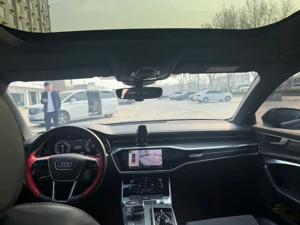 2022 Audi A6L 2.0T 190HP L4 7DCT,autocango,china used car exporter,china ev exporter,chinese used car exporter,chinese used ev exporter