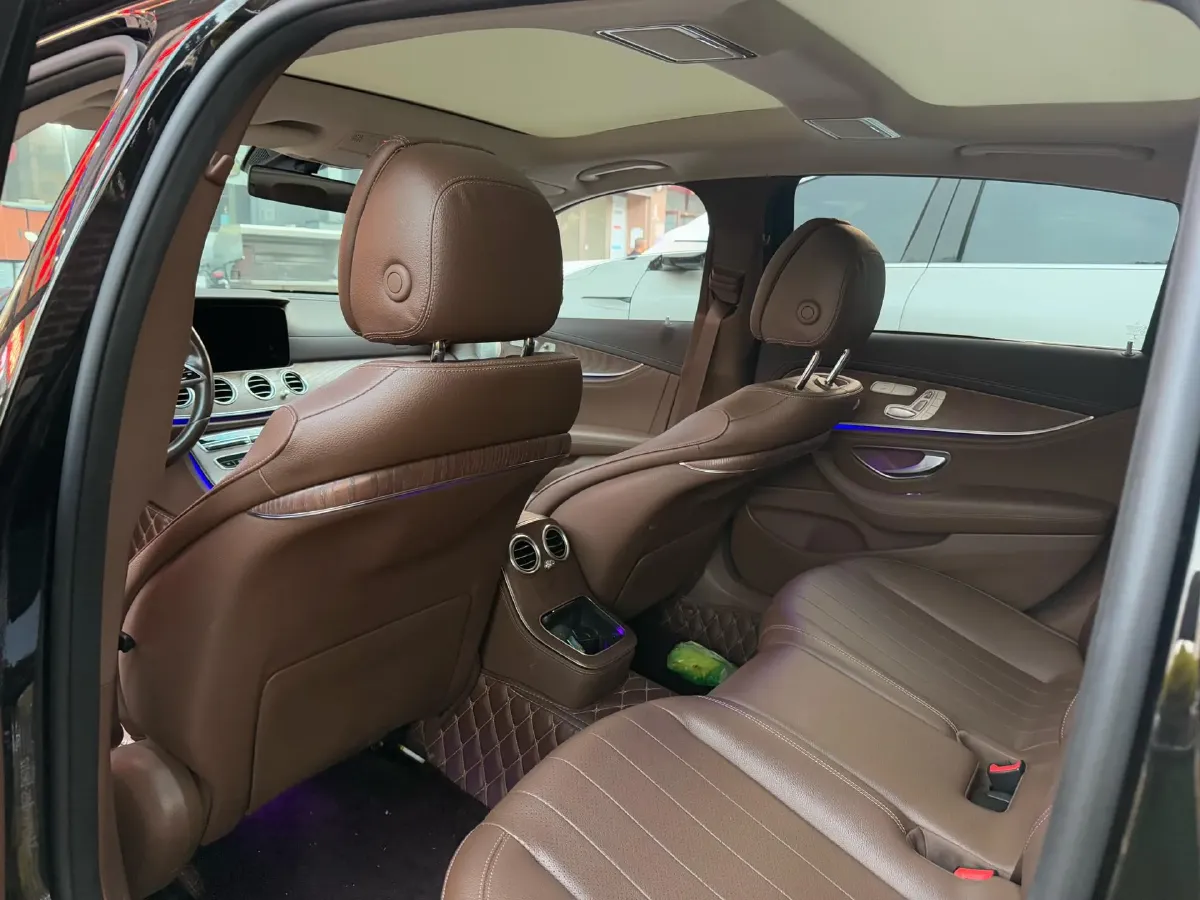 2021 Mercedes-Benz E Class 2.0T 258HP L4 9AT,autocango,china used car exporter,china ev exporter,chinese used car exporter,chinese used ev exporter