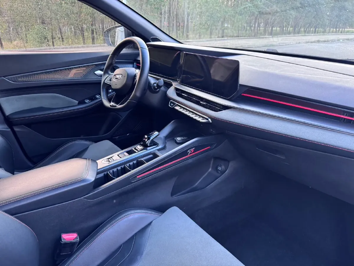 2022 Geely Binray 1.5T 181HP L4 7DCT,autocango,china used car exporter,china ev exporter,chinese used car exporter,chinese used ev exporter