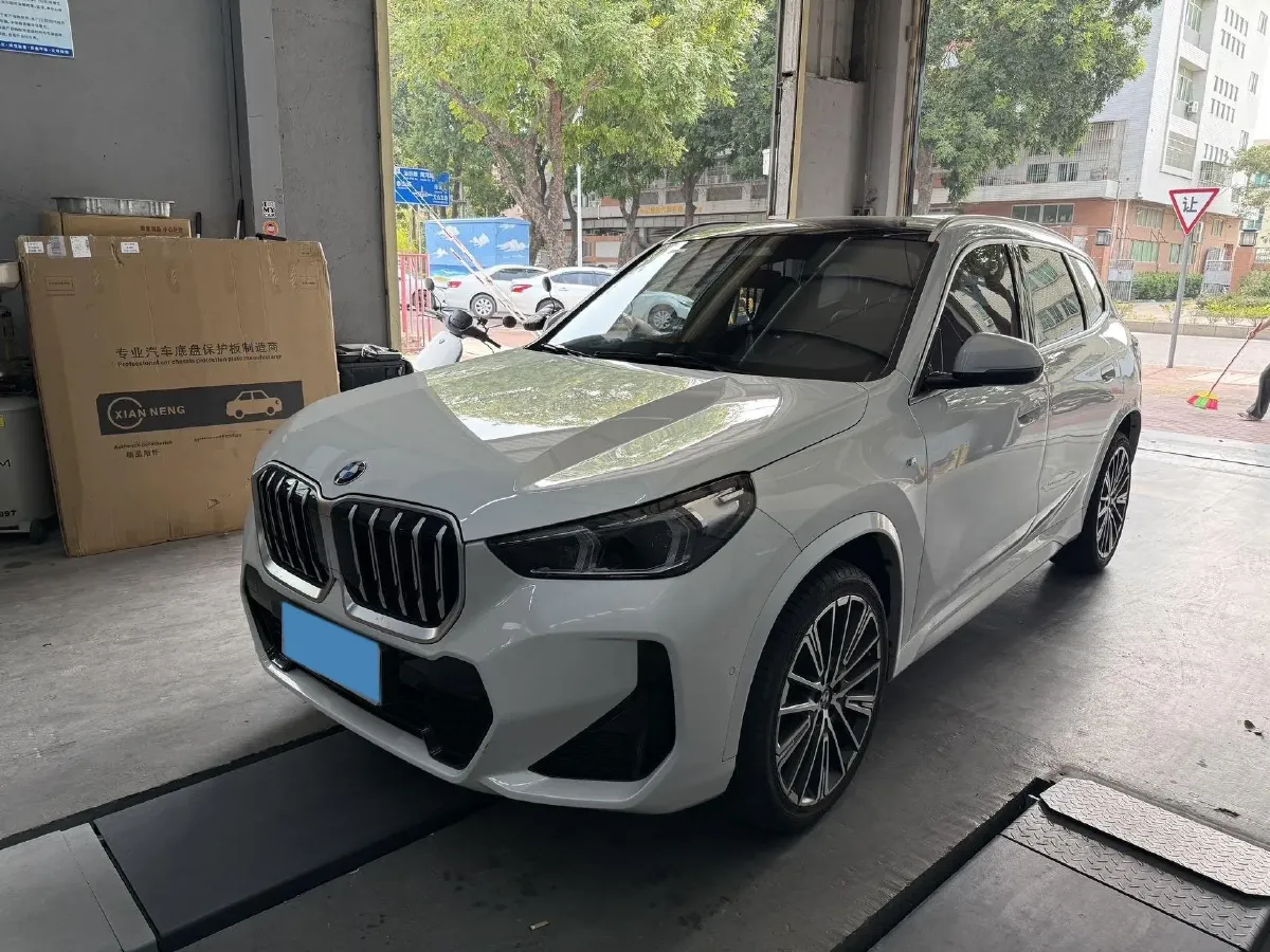 2023 BMW X1 2.0T 204HP L4 7DCT,autocango,china used car exporter,china ev exporter,chinese used car exporter,chinese used ev exporter