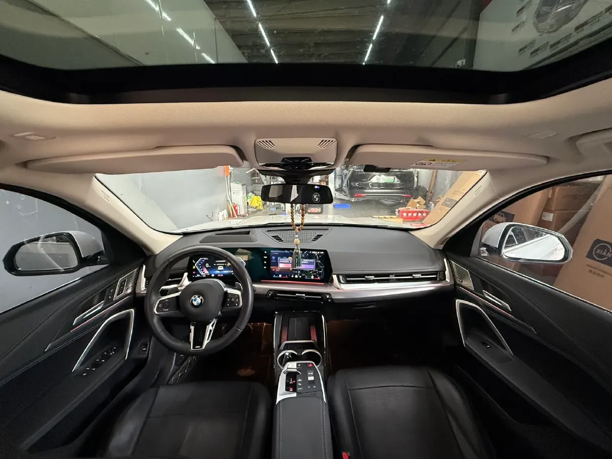 2023 BMW X1 2.0T 204HP L4 7DCT,autocango,china used car exporter,china ev exporter,chinese used car exporter,chinese used ev exporter