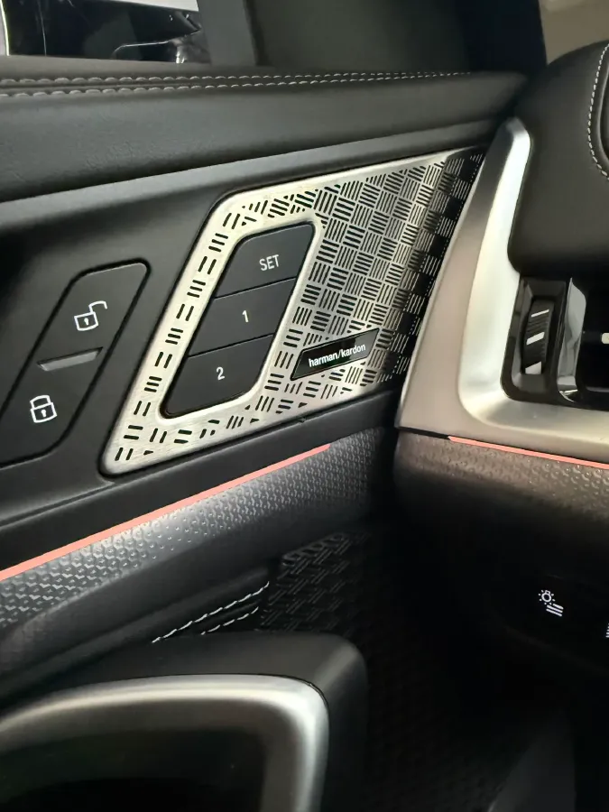 2023 BMW X1 2.0T 204HP L4 7DCT,autocango,china used car exporter,china ev exporter,chinese used car exporter,chinese used ev exporter