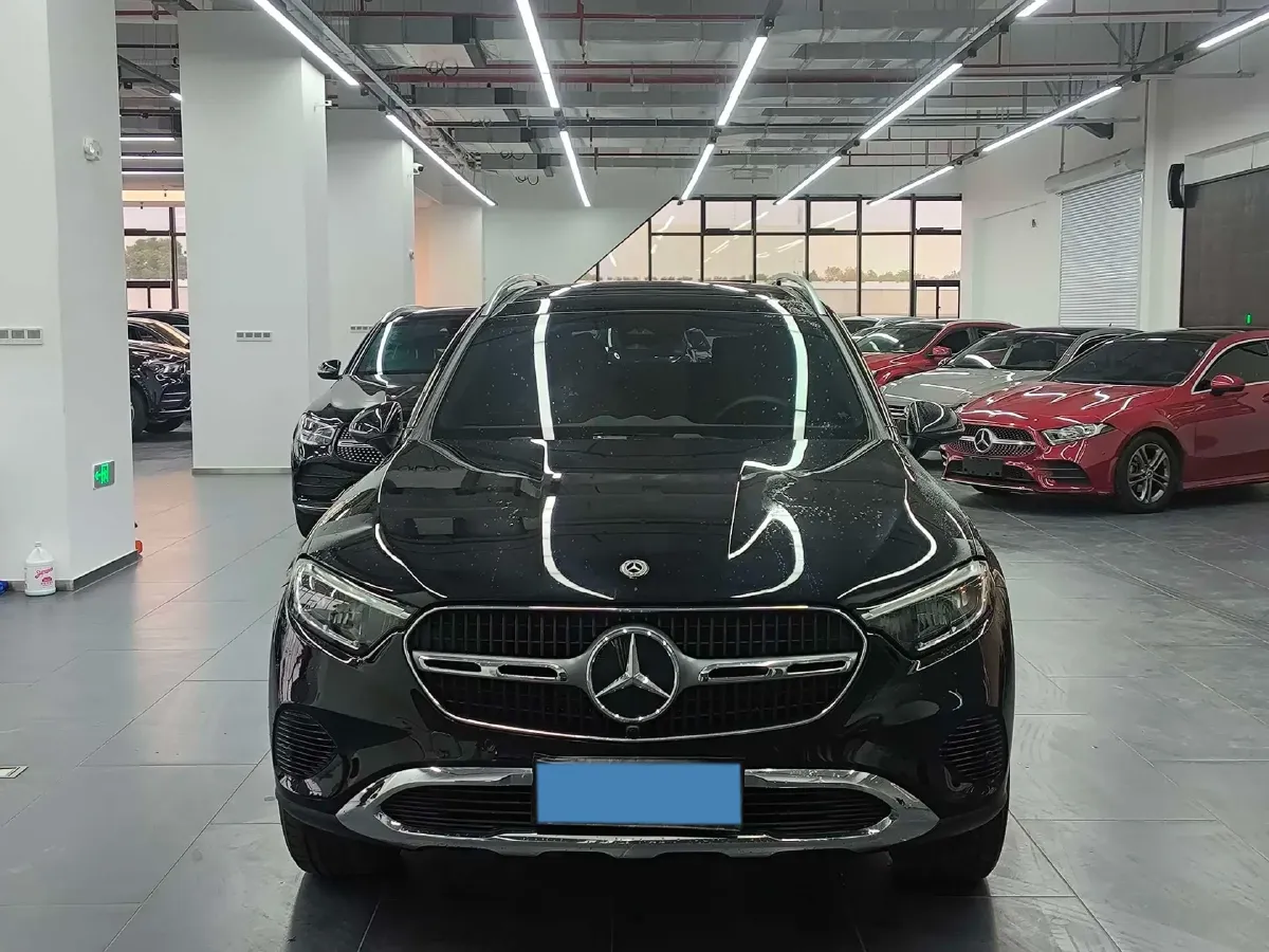 2023 Mercedes-Benz GLC Class 2.0T 204HP L4 9AT,autocango,china used car exporter,china ev exporter,chinese used car exporter,chinese used ev exporter
