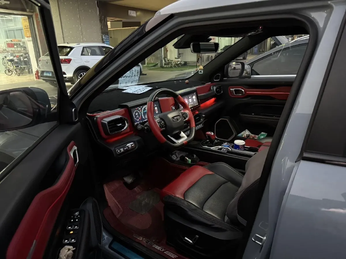 2020 Geely ICON 1.5T 177HP L3 7DCT,autocango,china used car exporter,china ev exporter,chinese used car exporter,chinese used ev exporter