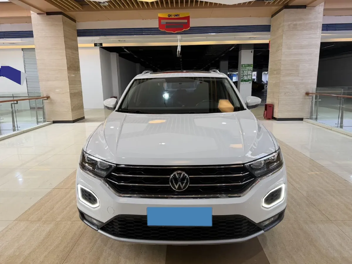 2021 Volkswagen T-Roc 1.4T 150HP L4 7DCT,autocango,china used car exporter,china ev exporter,chinese used car exporter,chinese used ev exporter