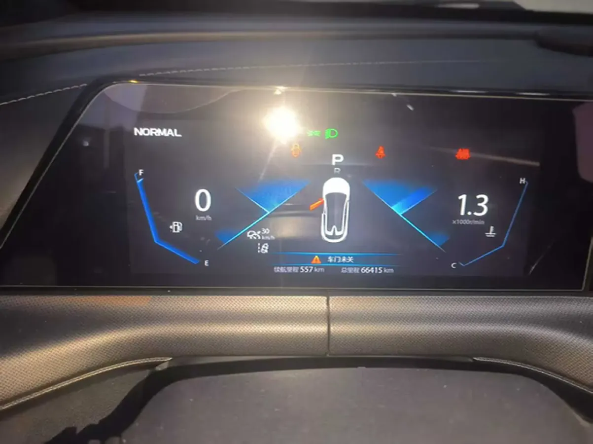 2020 ChangAn UNI-T 1.5T 180HP L4 7DCT,autocango,china used car exporter,china ev exporter,chinese used car exporter,chinese used ev exporter